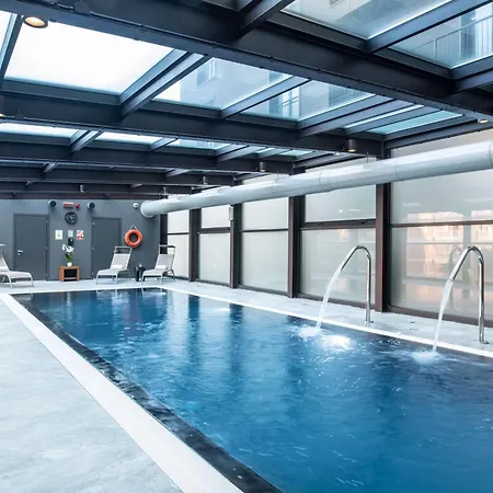 Radisson Blu Otel 4*
