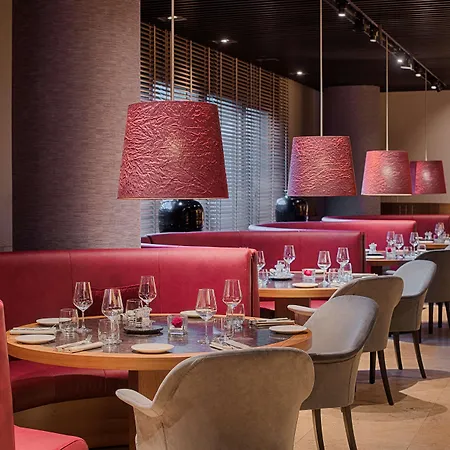 Otel Radisson Blu 4*