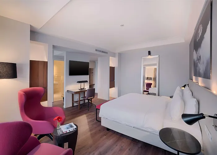 Radisson Blu 4* Milánó