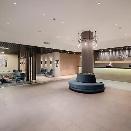 Radisson Blu Hotel 4*