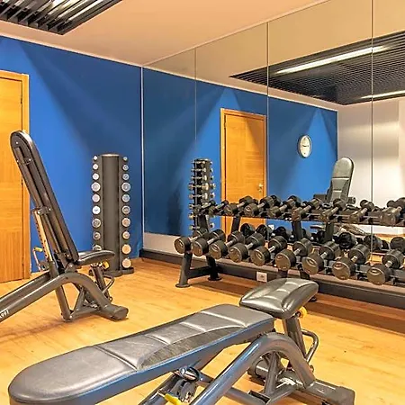 מלון Radisson Blu 4*
