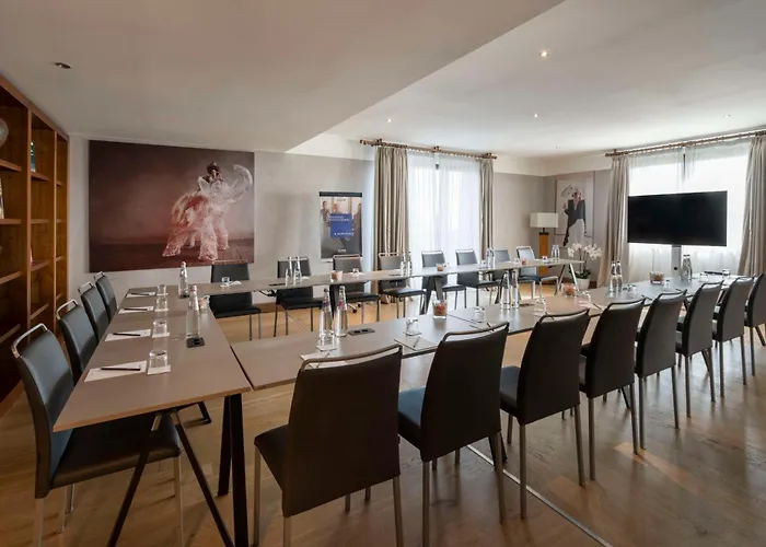 Radisson Blu Hotel 4*